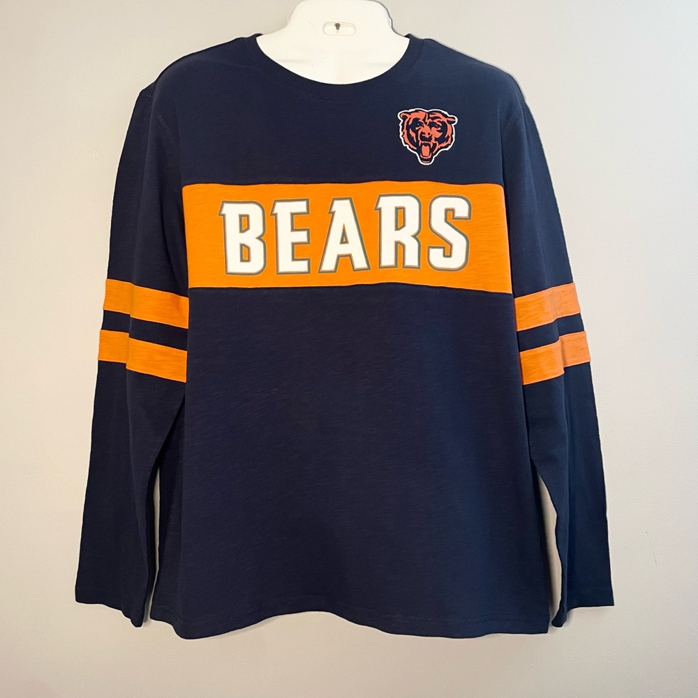 Hands High Invented by Jimmy Fallon NFL Chicago Bears Long Sleeve T-Shirt NWT